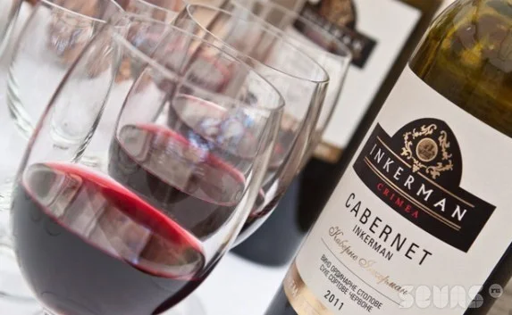 В Севастополе подвели итоги фестиваля винного искусства Art Wine Fest и обсудили задачи и перспективы развития виноделия в Украине