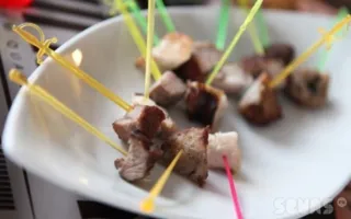 На первом фестивале шашлыка не только угощали мясом, но и поили хреновухой