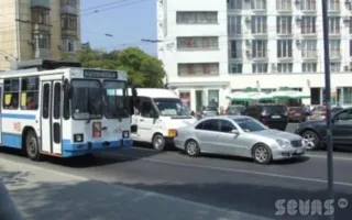 Два ДТП и четыре повреждённые машины – статистика аварий в Севастополе на площади Ушакова 9 августа