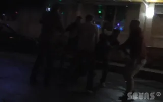 В Артбухте произошла групповая потасовка. Видео массовой драки