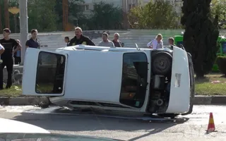 В результате ДТП на ПОРе перевёрнутый автомобиль чуть не взорвался