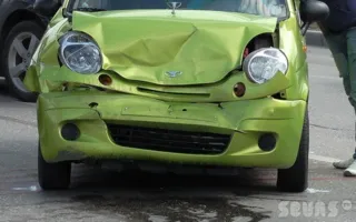 На улице Руднева женщина за рулём «Daewoo-Matiz» протаранила «Nissan-Tiida»