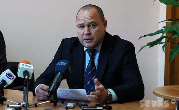 Мнения о том, кто должен ловить хулиганов, разрисовывающих памятники города, разделились