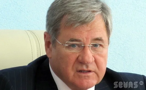 Председатель СГГА Владимир Яцуба разогнал журналистов «по углам»
