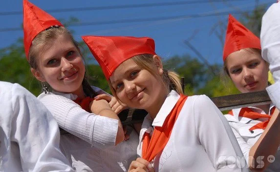 Они величали себя пионерами