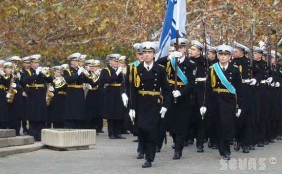 Власти Севастополя хотят отдать земли флота инвесторам