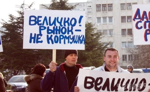 Директор Юмашевского рынка Михаил Величко не согласен со своим увольнением и подаст в суд на Гагаринский райсовет