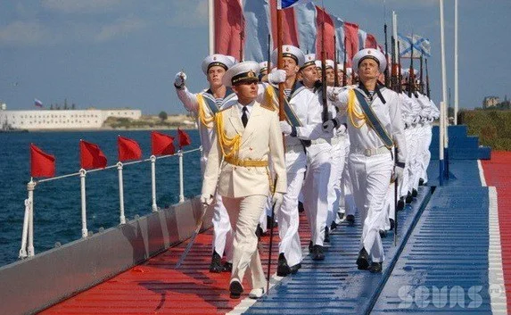 Военная прокуратура не располагает информацией о поборах на ЧФ