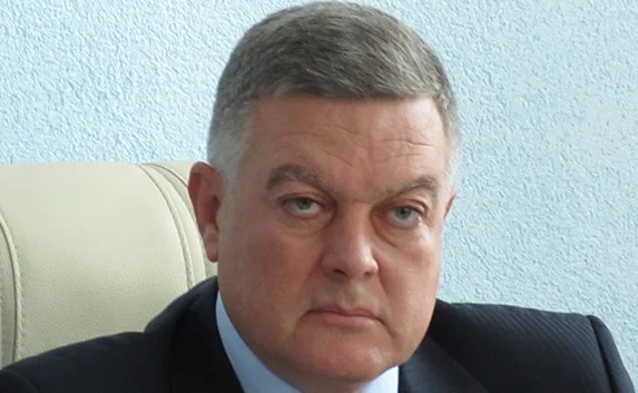 Савенков посовещался с главами районов о борьбе с незаконной торговлей