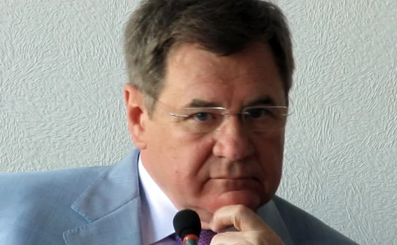 Яцуба посетовал, что политические процессы в Севастополе часто связаны с больными людьми