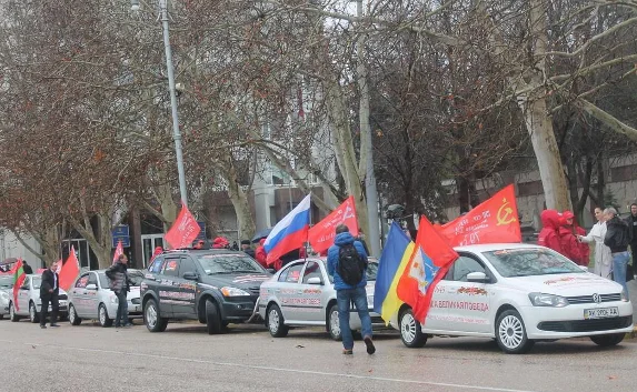 Ударим автопробегом по фашизму