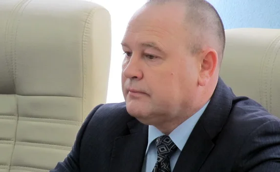Глава Ленинского района хочет заставить площадь Восставших ларьками