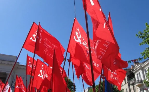 День Победы в Севастополе. Власти сделали все для ветеранов, но забыли о Знамени Победы
