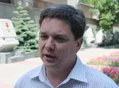 Богданов предложил «бандитов», предлагающих сфотографироваться с птицами на Приморском бульваре, перевести в «особую зону»