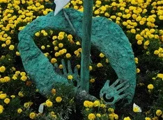 Русские организации Севастополя открытым письмом поинтересовались у благочинного, давал ли он добро на освящение «Одуванчика доброты»