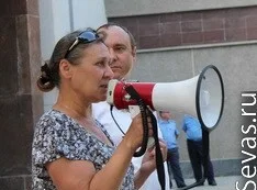 Литвиненко спасла цирковую обезьянку от необходимости рекламировать свои выступления
