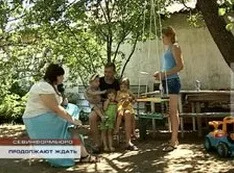 Владимир Яцуба не помог многодетной семье получить квартиру, хотя обещал
