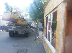 На Приморском бульваре общественник стал свидетелем установки незаконных ларьков