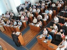 Севастопольские коммунальщики уже предупреждают: на подготовку к зиме может не хватить денег
