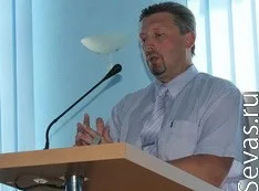 Скляренко: установка «Ремстройтрестом» забора в сквере Гавена — это разведка боем и авантюра