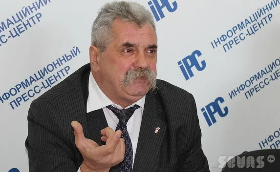 «Свобода» открестилась от надписей львовских «ультрас» в Севастополе