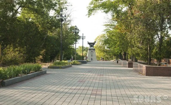 ЧФ РФ пошёл на переговоры с властями Севастополя по уборке Матросского бульвара