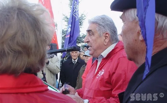 Севастопольское собрание за инициирование референдума заявило о нарушении своих конституционных прав
