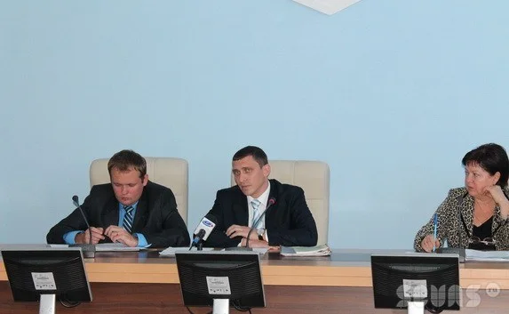 Новый руководитель отдела транспорта отказался обсуждать работу бывшего начальника