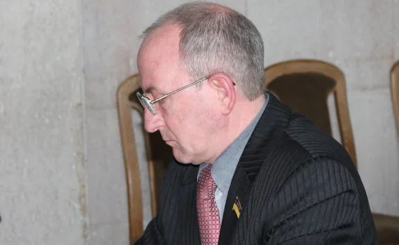 Белогорцев уверен, что Комелов ввёл в заблуждение Яцубу по застройке школы № 10