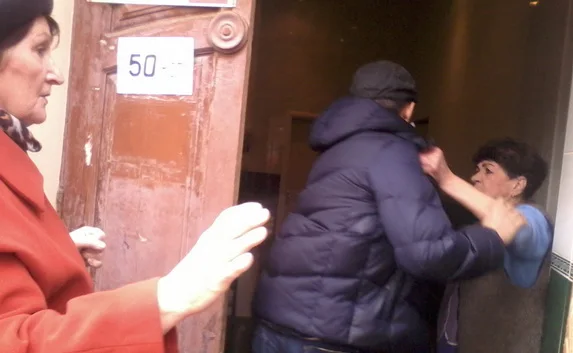На Крещение туалет на территории Херсонеса брали штурмом
