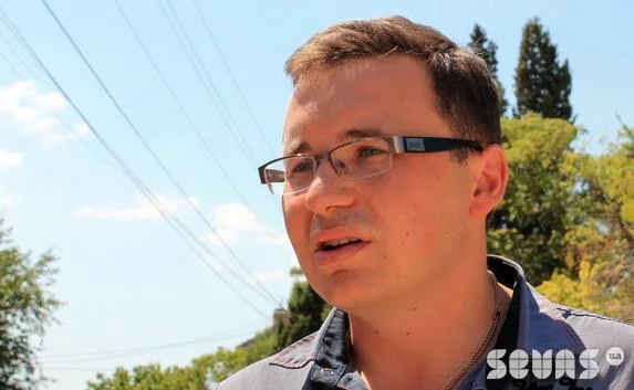 «Русское молодёжное движение» решило не отвечать на обвинения Басова в том, что они — «подстилка Партии регионов»