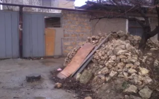 Воспитанники тренера Белозёрова помогли ему вернуть часть дома, который стал причиной конфликта