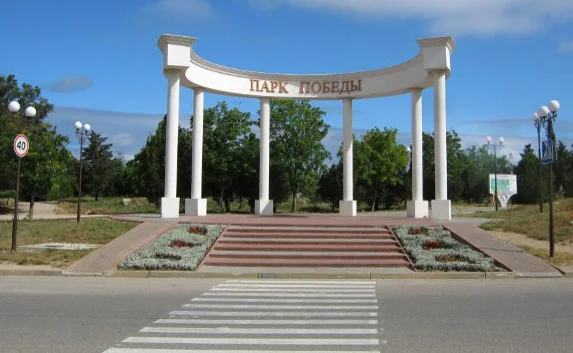 В парке Победы уже три года «гниёт» поливочная система