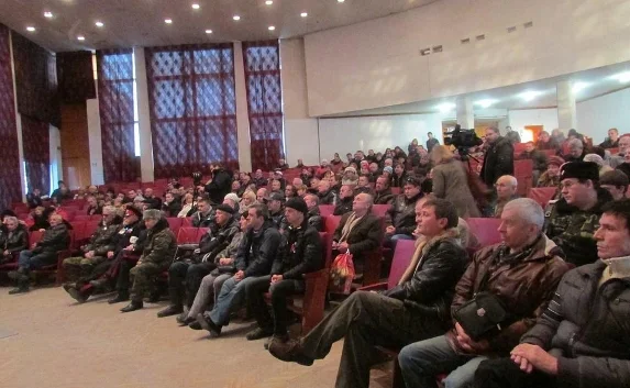 Басов провёл сбор альтернативных СГГА отрядов самообороны