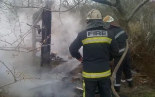 ГСЧС: За неделю в Севастополе ликвидировали 10 пожаров. Сгорели две машины и сарай