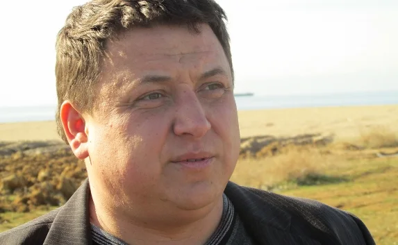Никонов: В Любимовке администрация зарыла несанкционированную свалку прямо на пляже