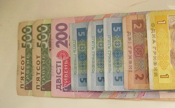Получать пенсию госслужащего так же не престижно, как и зарплату