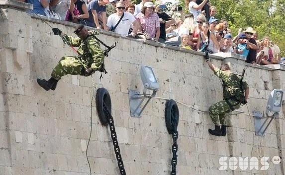 Минобороны Украины заявило о готовности дать отпор плану захвата воинских частей
