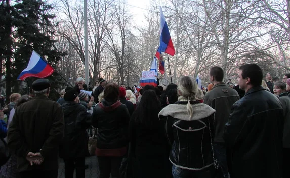  В Севастополе на митинге решили объявить бойкот «Океану Эльзы»