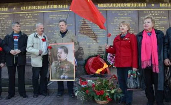 Севастопольские приверженцы Сталина отметили 61-ю годовщину его смерти