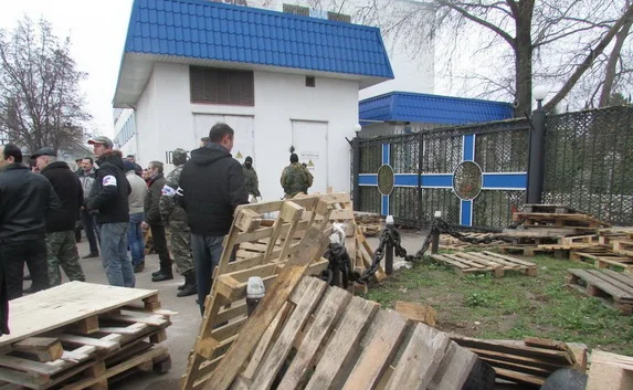 Тенюх: Никуда из Крыма украинские военнослужащие не уйдут