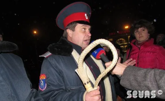 Спорная квартира обернулась для родственников депутата стычкой с казаками, стрельбой и взаимными обвинениями
