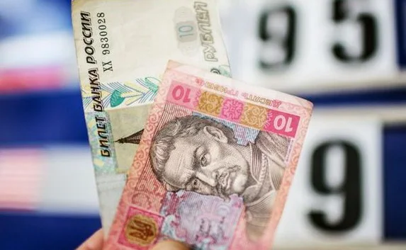 Гривна может досрочно уйти из Крыма