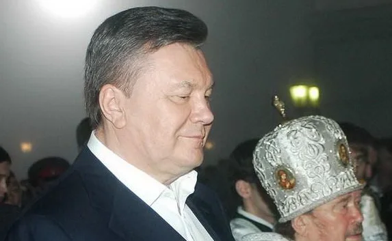 Янукович призвал силовиков не выполнять преступные приказы киевской власти