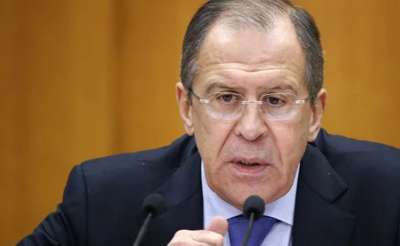 Лавров призывает Украину сесть за стол переговоров