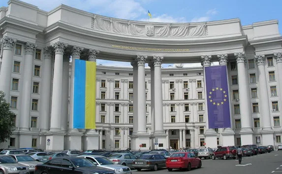 Украина потребовала от России «публично отмежеваться от сепаратистов»