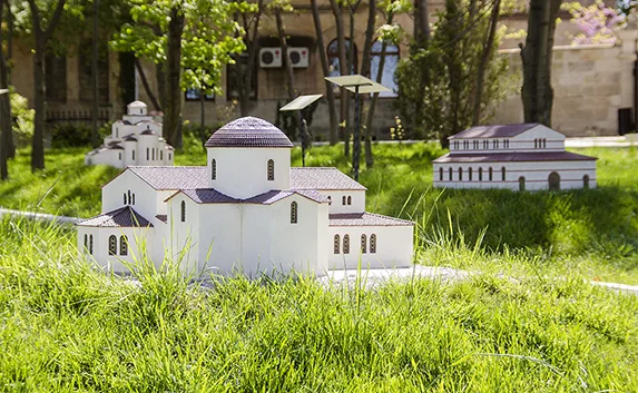 В Херсонесе открылся Парк миниатюр