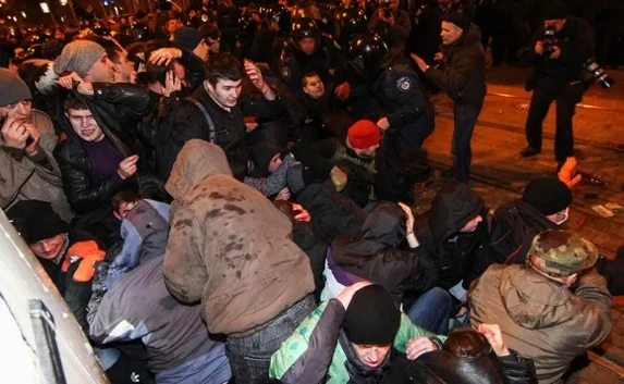 На митинге в Донецке пострадали 14 человек
