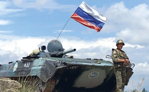 В Госдуме призвали ввести войска в Украину