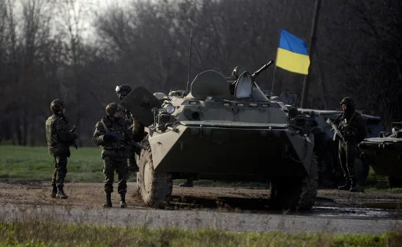 В Краматорск вошли украинские БТРы